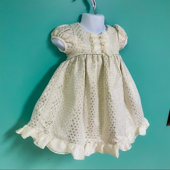 Laura Ashley London Gold Ruffle Formal Holiday Dress Baby Girl Size 18M - Picture 3 of 9